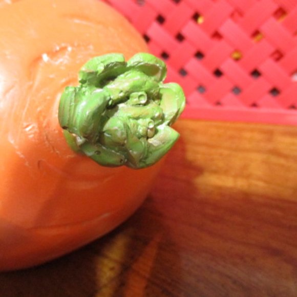 Carrot Bunny Ornament - Picture 3 of 3